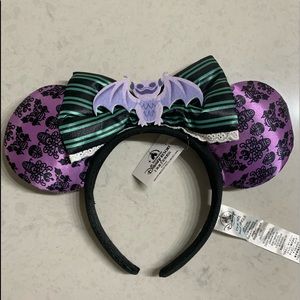 NWT Disney Haunted Mansion Minnie Ears